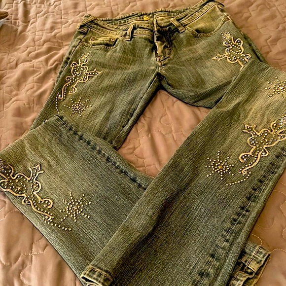 BEBÈ STUDEDAND EMBROIDERED VINTAGE JEANS